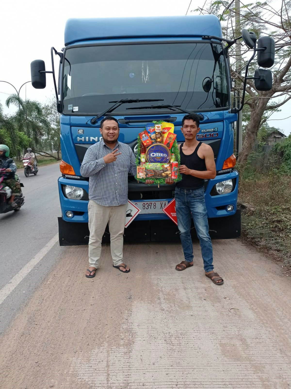 Delivery Hino